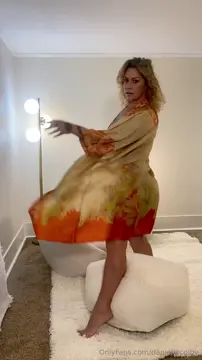 DANI3LL3 C0LBY dancing and nude
