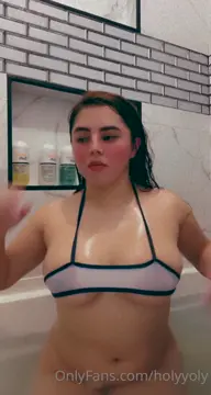 Holy Yoly 001