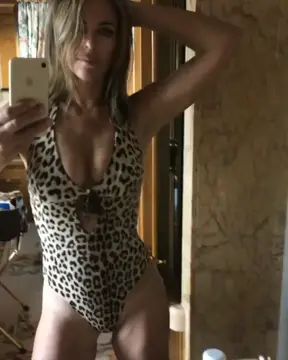 Elizabeth Hurley Hot MILF Wank Bank 2 💯🔥😍✊💦💦💦
