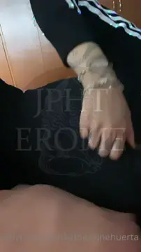 Bellakath enseñando las tetas