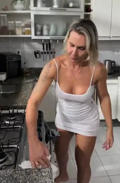 “Milf”Lilika Teixeira 🔥My Brazilian House Wife😫🏆