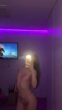Kathy Twerking lil cock tease slut part 4