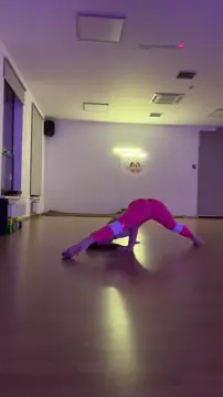 Kathy Twerking lil cock tease slut part 4