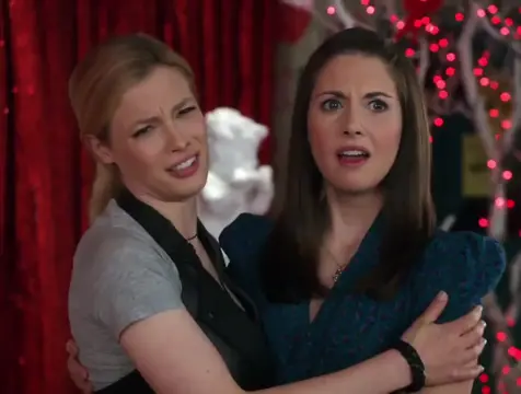 Alison Brie & Gillian Jacobs🇺🇸