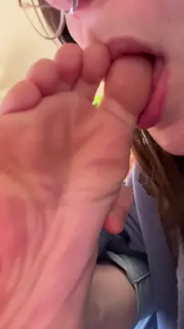 College Girl Teen Feet