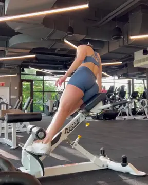 Fit MILf gym crush from Connecticut