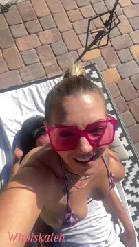 Make yourself useful while I tan... (39f) whoiskateh