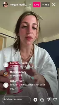 megmariiee nip slip