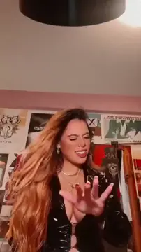Dinah jane