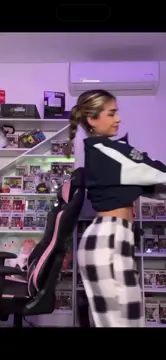 Alana Flores