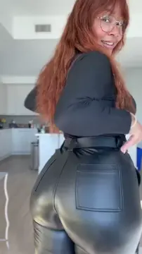 CURVY EBONY CRAZY BIG ASS