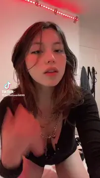 Sexy Asian Tiktoker