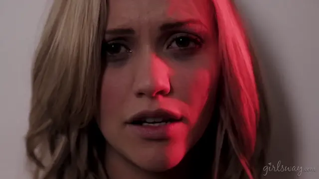 Cut to the chase girlskissing