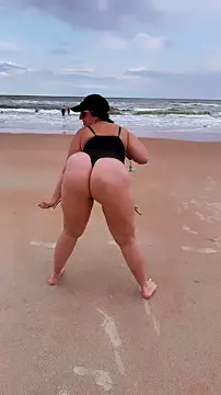 diamondntheruff103/thickitalianmami