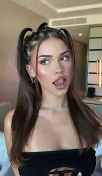 Leah Halton AI