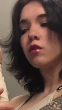 amber the valkyrie muscular fit tik tok babe