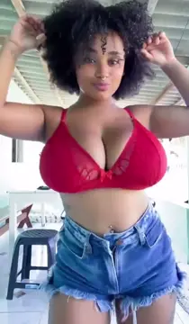 Nanah Rodrigues  Got them milk jugs on her