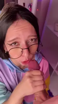 In glasses we trust!
