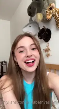 elizabethvasilenko thicc onlyfans mega below big tits leaked