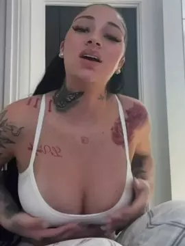 bhad bhabie big tits nips