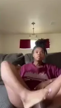 black girl contortionist makes her self squirt and tries to lick her own pussy