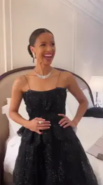 Wank bank (25). Gugu Mbatha Raw.