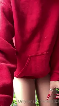 Petite babe M@r$izzl loves BBC
