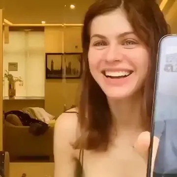 Alexandra Daddario leaked nudes and videos