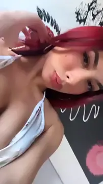 chloewarm (ig 11/25)