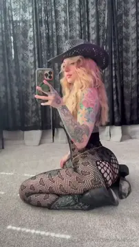 Blonde inked hot babe pussy imsadspice