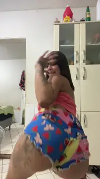 Leticia Ferraz - Olha o Tamanho dessa raba