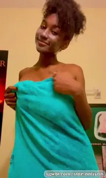 Star W. (Huge tits)