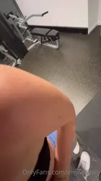 blonde fucked with a gym trainer and blowjob
