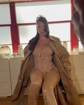 I love goon to Kali Uchis latina slutt