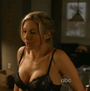 elizabeth mitchell nudes