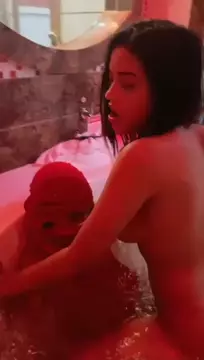 karlyane menezes naked leak