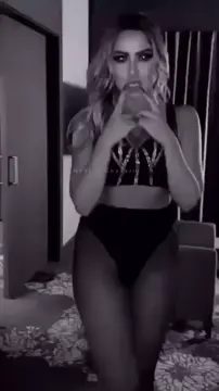 Hadise | Turkish Celeb Milf with nice tits