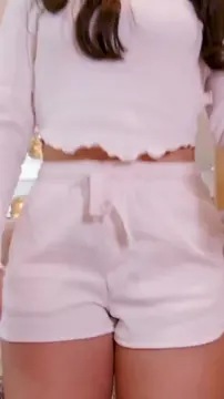 Larissa Manoela 💦🍼
