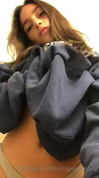 Solo Girls (Short Clips 34)