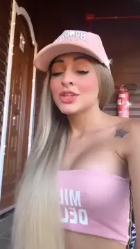 Será que esse cara é corno ou curte ? Andressa Karoline