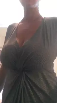 large breasted leaked nudes