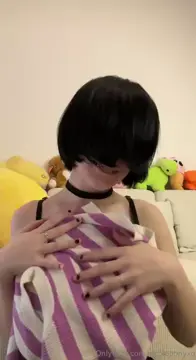 Teen bigtits pony