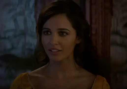 Naomi Scott🇬🇧