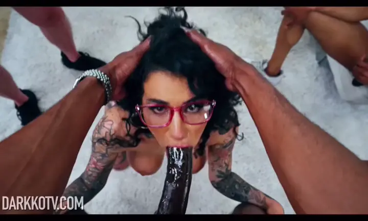 Erzabel Slim Thick Interracial