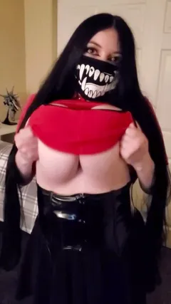 goth boob drop