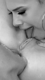 dl — double licking: pussy & anal