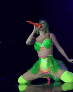 katy needs a cock to bounce on