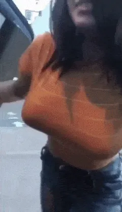 puta se desnuda en publico (giselle montes)