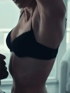 nudes Jessica Biel - The Better Sister (2025)