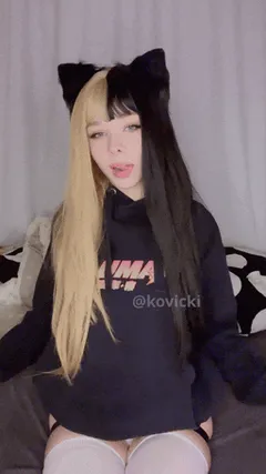 catgirl teen needs attention!